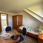 Πανσιόν Waldhaus 3*