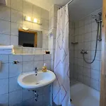 Waldhaus Vendégház