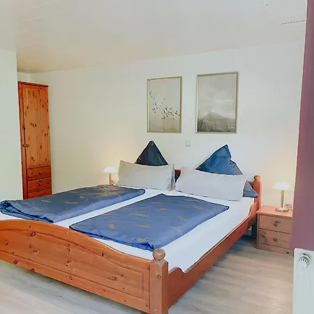 Waldhaus Гостевой дом Ланштайн