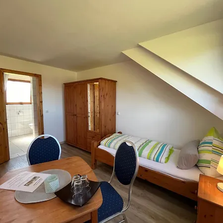 בית הארחה Waldhaus 3*