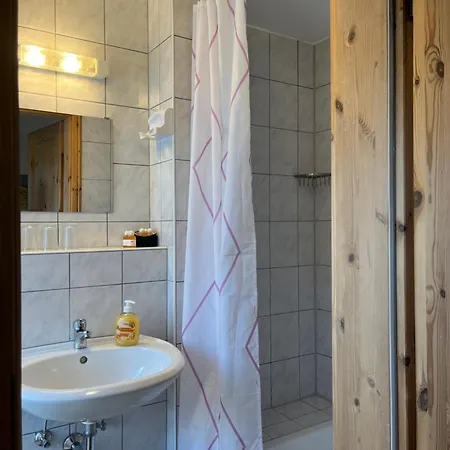 Гостевой дом Waldhaus Ланштайн