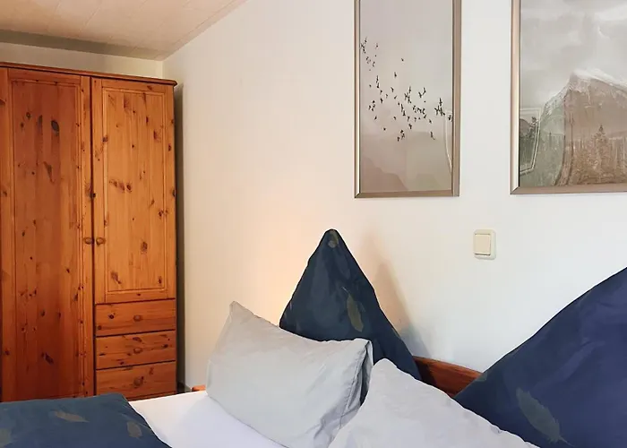 Pensión Waldhaus 3*