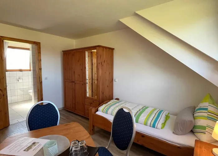 Pensión Waldhaus 3*